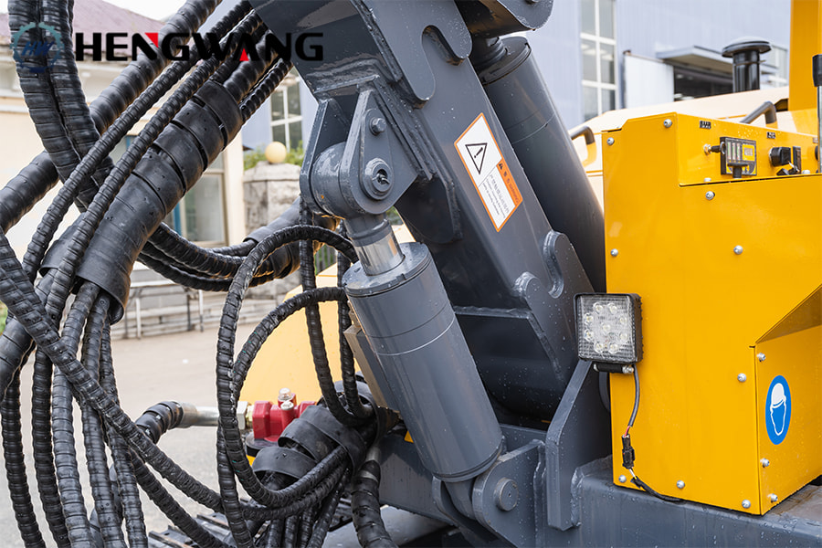 HWL500R Solar Pile Driver - Image 5